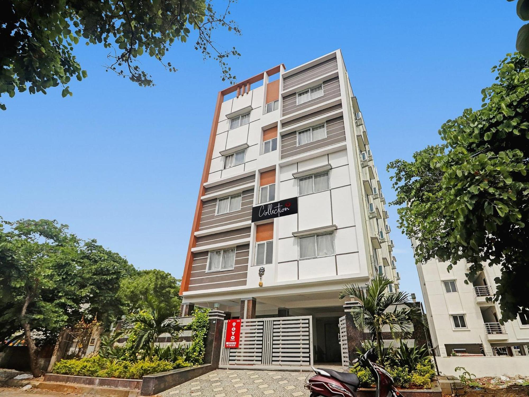 Super Capital O Srinika Inn Gachibowli Екстер'єр фото